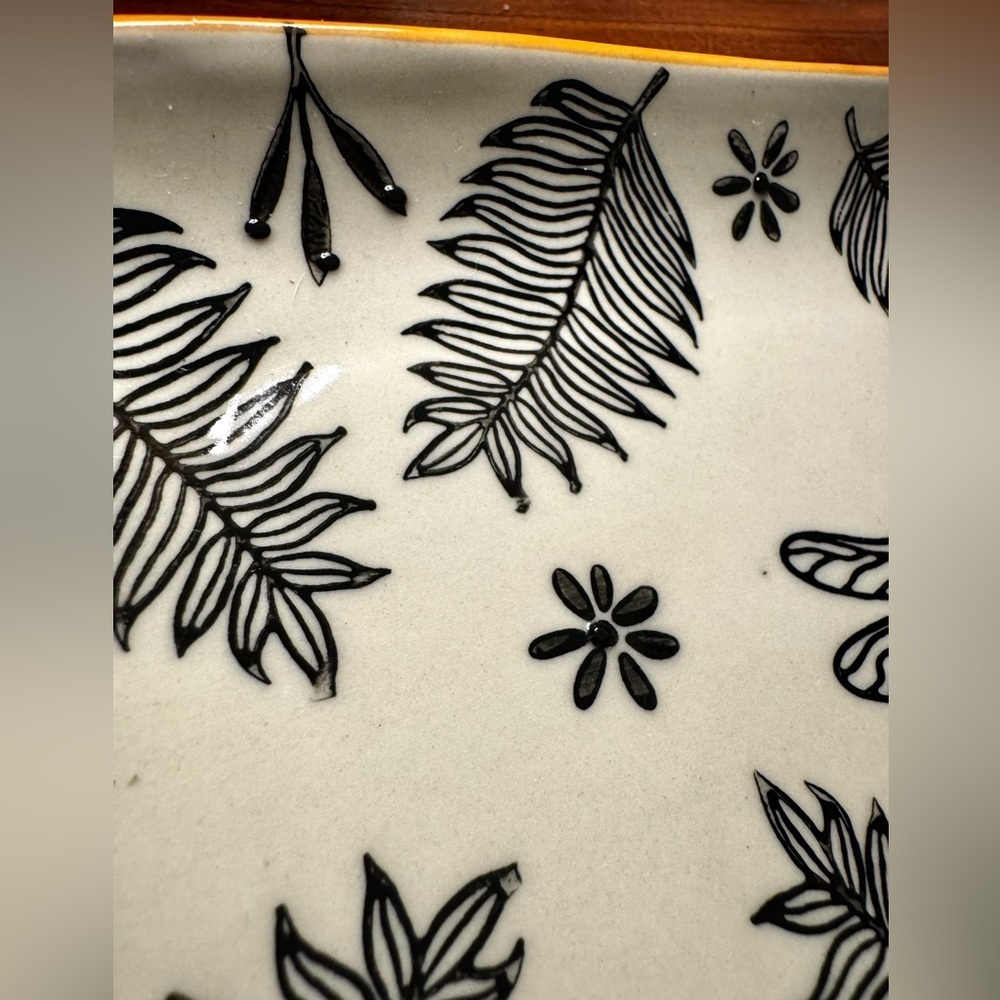 NEW Stoneware Dragonfly and Fern Plate, Black and White, Tray, Decor, gift - Picture 8 of 10